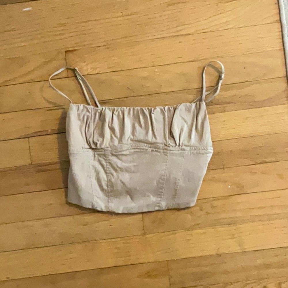 Cropped Corsette, beige top from Zara.